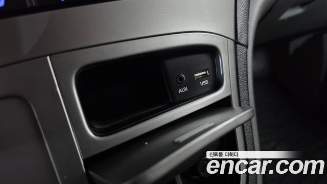 Hyundai Starex 2019 — photo 12