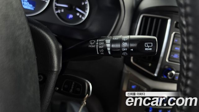 Hyundai Starex 2019 — photo 16