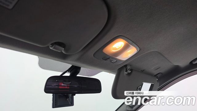 Hyundai Starex 2019 — photo 19