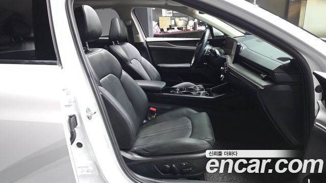 Kia K5 2024 — photo 17