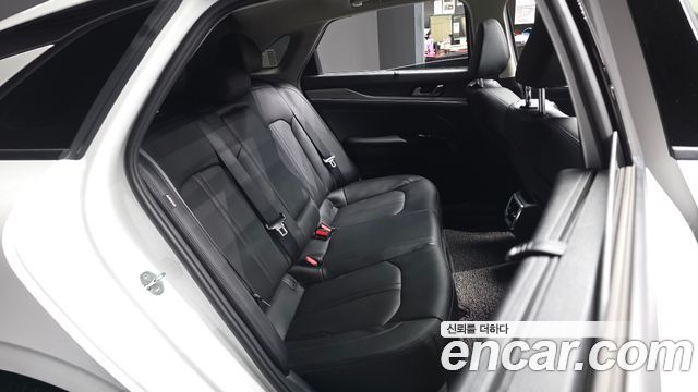 Kia K5 2024 — photo 18