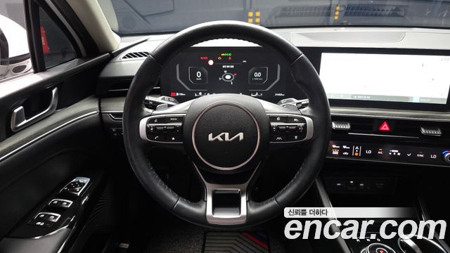 Kia K5 2024 — photo 19