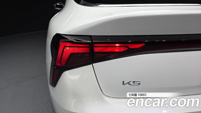 Kia K5 2024 — photo 9