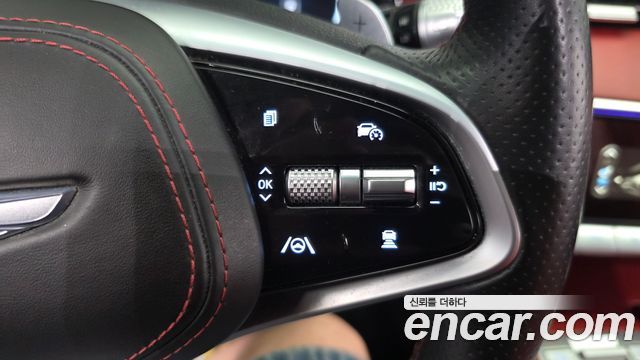 Genesis GV70 2022 — photo 22