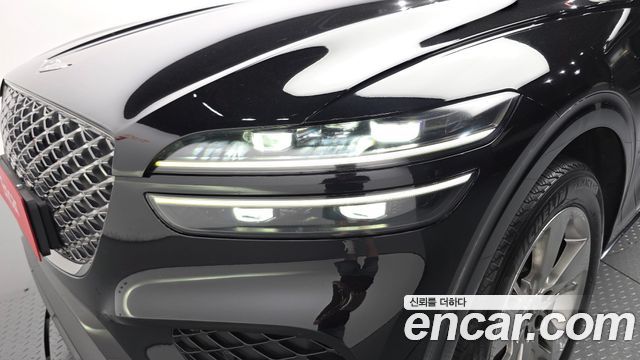 Genesis GV70 2022 — photo 8