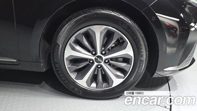 Kia K8 2023 — photo 7