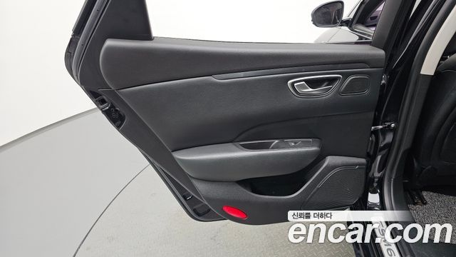 Renault Korea SM6 2017 — photo 15