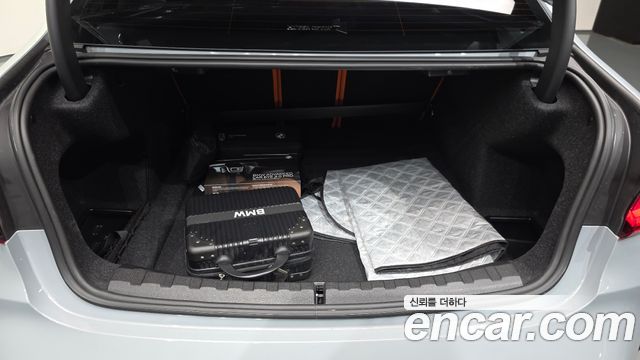 BMW M3 2025 — photo 26