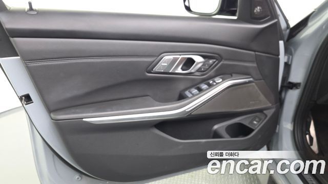 BMW M3 2025 — photo 14