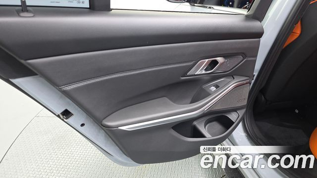 BMW M3 2025 — photo 15
