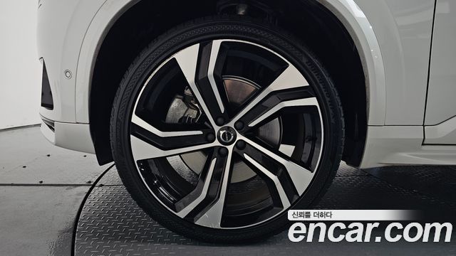 Volvo XC90 2021 — photo 5