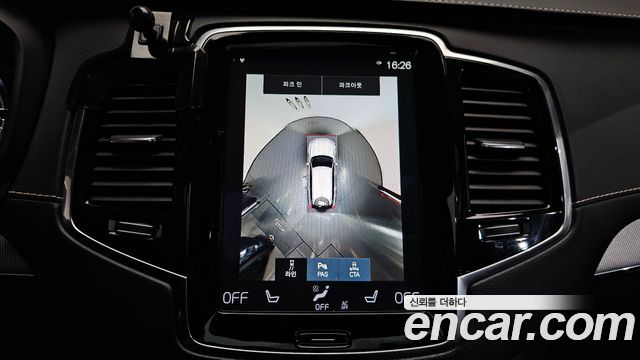 Volvo XC90 2021 — photo 21