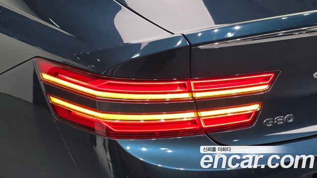 Genesis G80 2021 — photo 9