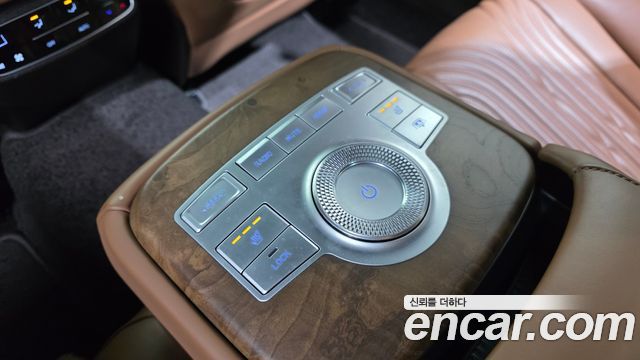 Genesis G80 2021 — photo 31