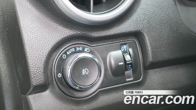 Chevrolet Korea Trax 2016 — photo 13