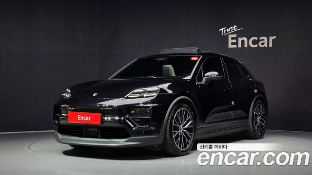 Porsche Macan 2025 — photo 1
