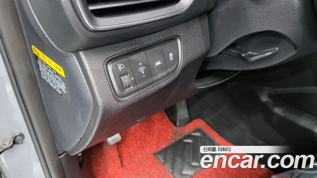 Hyundai Santafe 2019 — photo 16