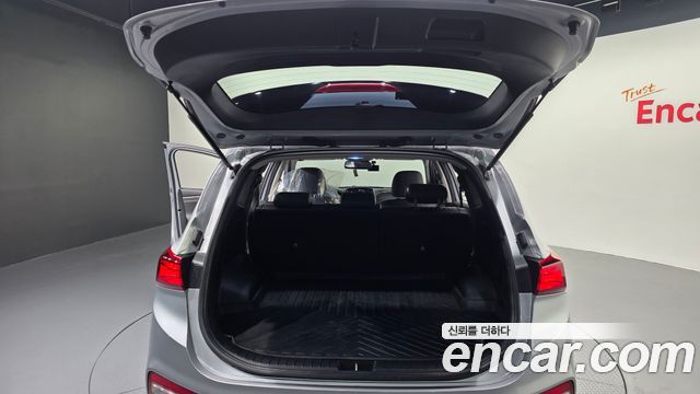 Hyundai Santafe 2019 — photo 20