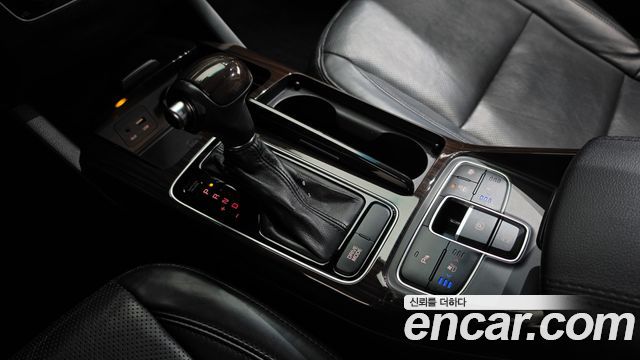 Kia K7 2015 — photo 9
