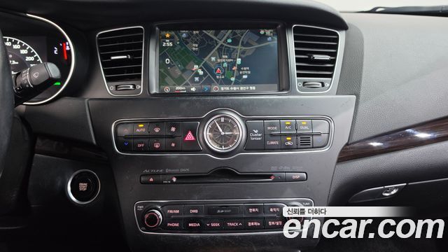 Kia K7 2015 — photo 14