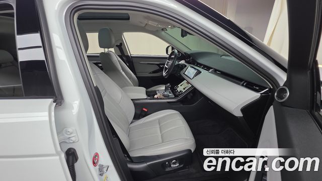 Land Rover Range Rover Evoque 2021 — photo 13