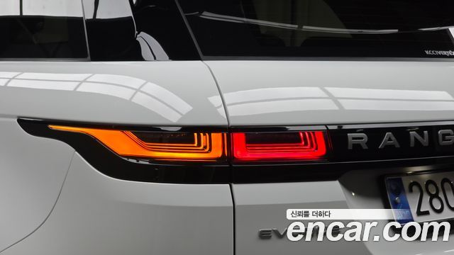 Land Rover Range Rover Evoque 2021 — photo 9