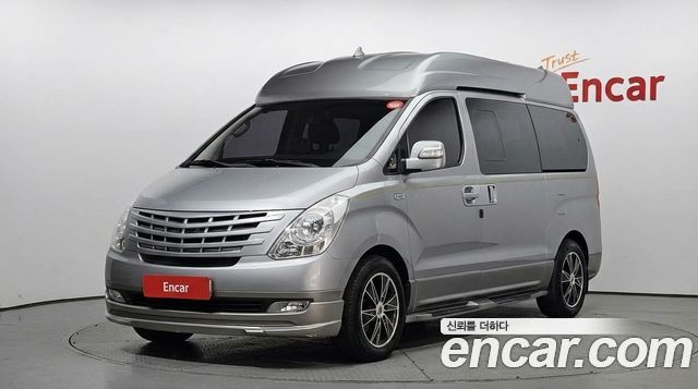 Hyundai Starex 2011 — photo 1