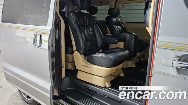 Hyundai Starex 2011 — photo 12