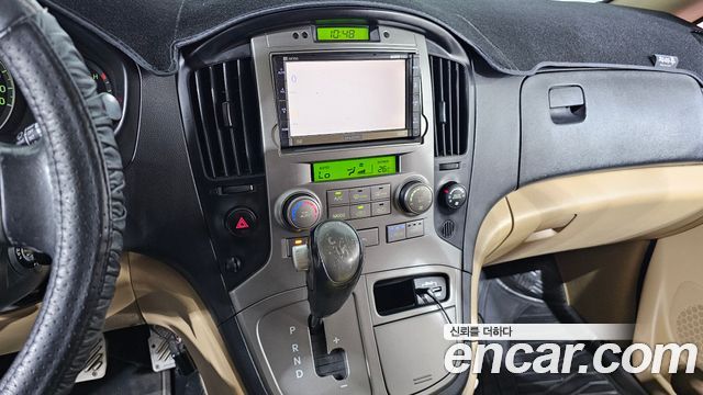Hyundai Starex 2011 — photo 14
