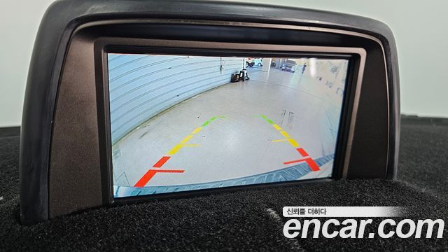 Hyundai Starex 2011 — photo 17