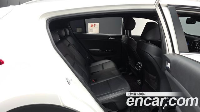 Kia Sportage 2019 — photo 12