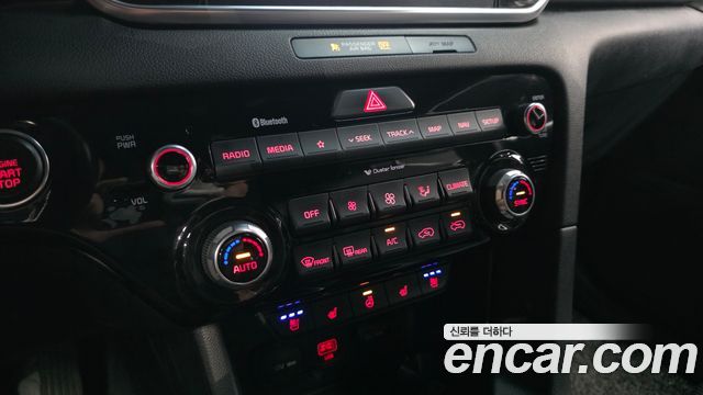 Kia Sportage 2019 — photo 16