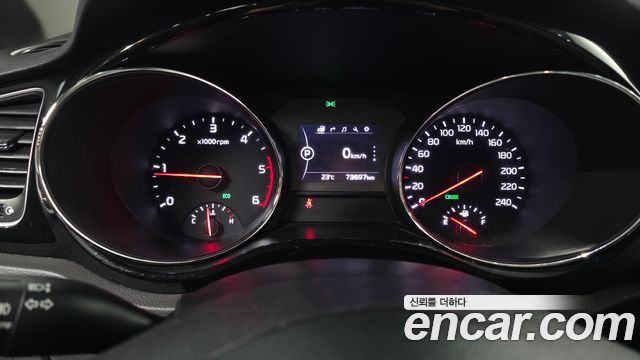Kia Canival 2018 — photo 11
