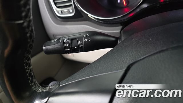 Kia Canival 2018 — photo 35