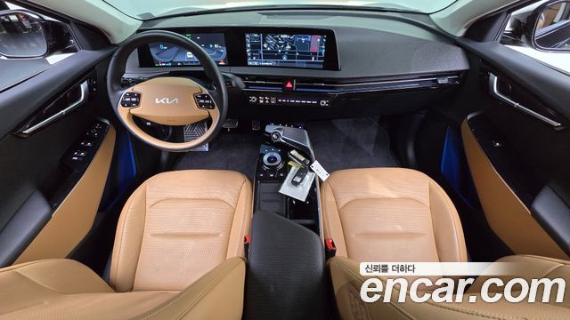 Kia EV6 2023 — photo 10