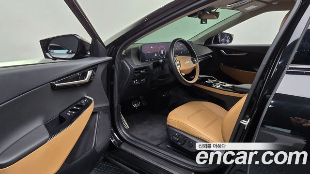 Kia EV6 2023 — photo 13