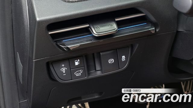 Kia EV6 2023 — photo 19