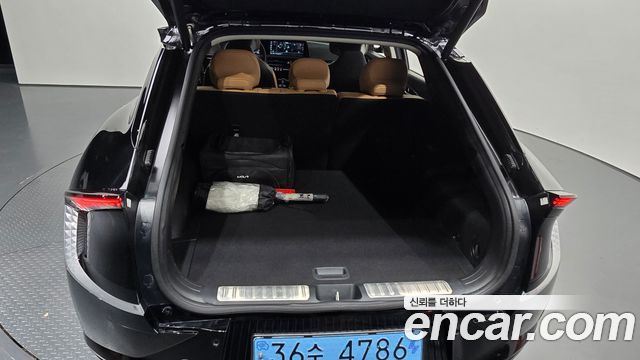 Kia EV6 2023 — photo 29