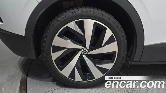 Volkswagen ID.4 2023 — photo 5