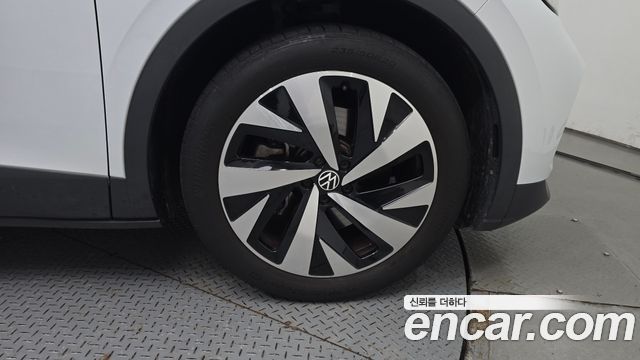 Volkswagen ID.4 2023 — photo 7
