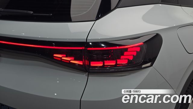 Volkswagen ID.4 2023 — photo 9