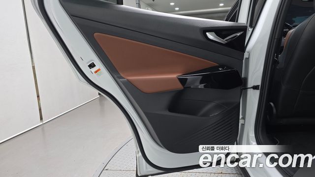 Volkswagen ID.4 2023 — photo 15