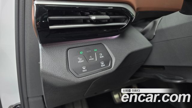 Volkswagen ID.4 2023 — photo 27