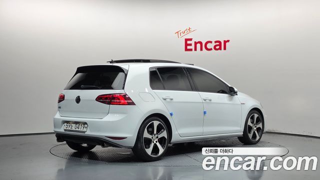 Volkswagen Golf 2016 — photo 2
