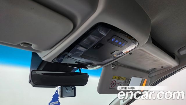 Hyundai Staria 2022 — photo 19