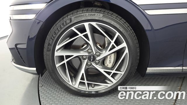 Genesis G90 2023 — photo 5