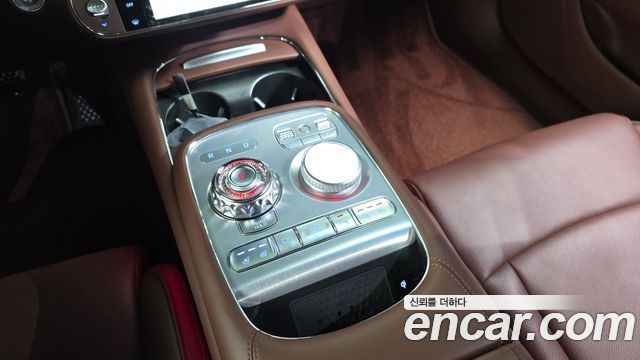 Genesis G90 2023 — photo 12