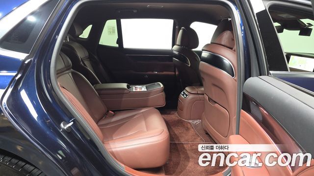 Genesis G90 2023 — photo 18