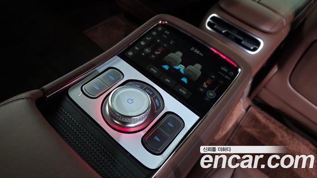 Genesis G90 2023 — photo 25