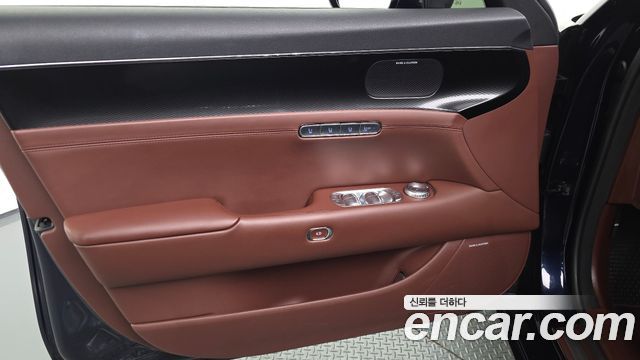 Genesis G90 2023 — photo 14
